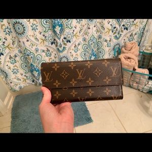 Louis Vuitton Authentic Wallet